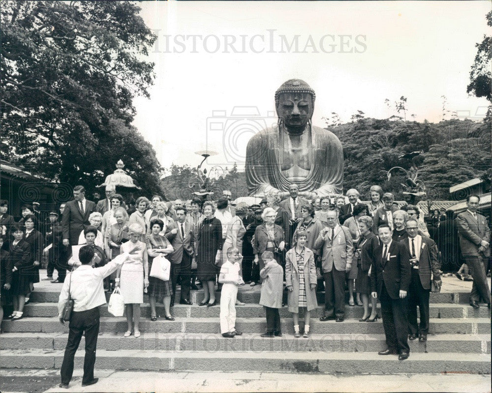 1966 Kamakura, Japan Bronze Buddha &amp; Denver CO Mayor Tom Currigan Press Photo - Historic Images
