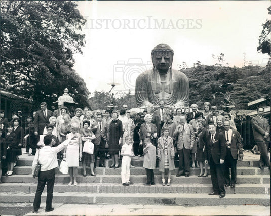 1966 Kamakura, Japan Bronze Buddha & Denver CO Mayor Tom Currigan Press Photo - Historic Images