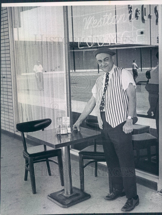 1967 Denver, Colorado Westland Restaurant Owner Bob Iacino Press Photo - Historic Images