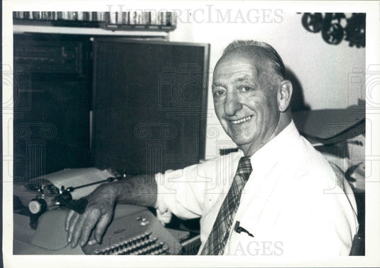 1966 Pulitzer Prize Winning Editorial Cartoonist Herbert Block Press Photo - Historic Images