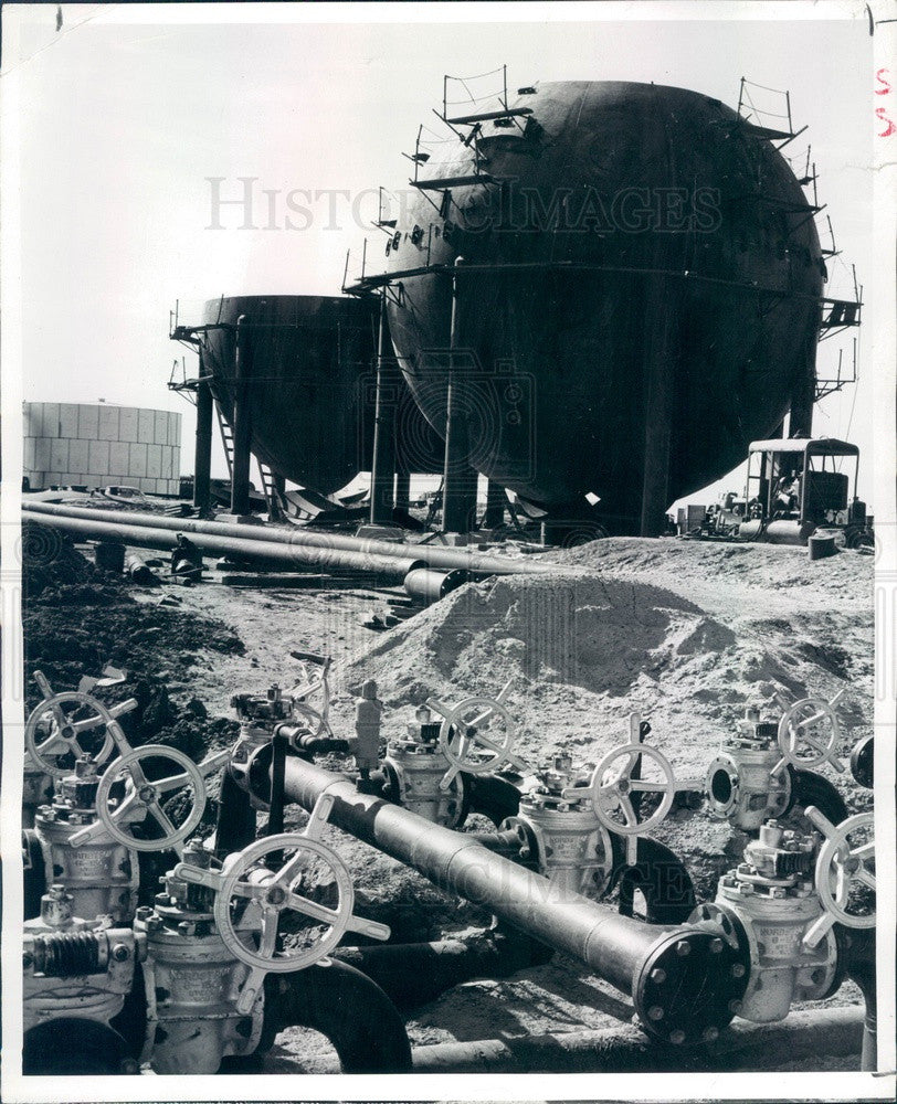 1958 Kansas Terminal Barrel Tanks &amp; Blending Manifold Press Photo - Historic Images