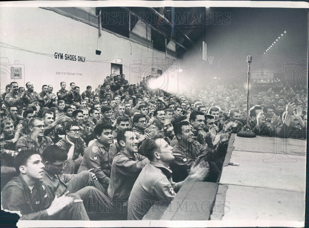 1968 Ft. Hood, Texas 1st Armored Division Troops in Chicago, IL Press Photo - Historic Images
