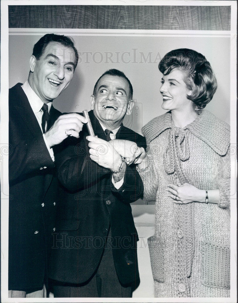 1962 Hollywood Actors Sid Melton &amp; Pat Carroll &amp; Danny Thomas Press Photo - Historic Images