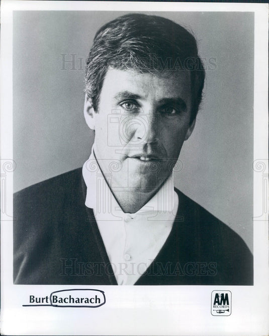 1985 Musician & Composer Burt Bacharach Press Photo - Historic Images