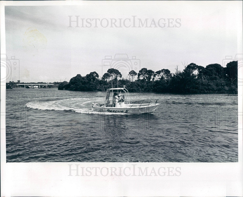 1981 St. Petersburg Florida Eckerd College Search and Rescue Team Press Photo - Historic Images