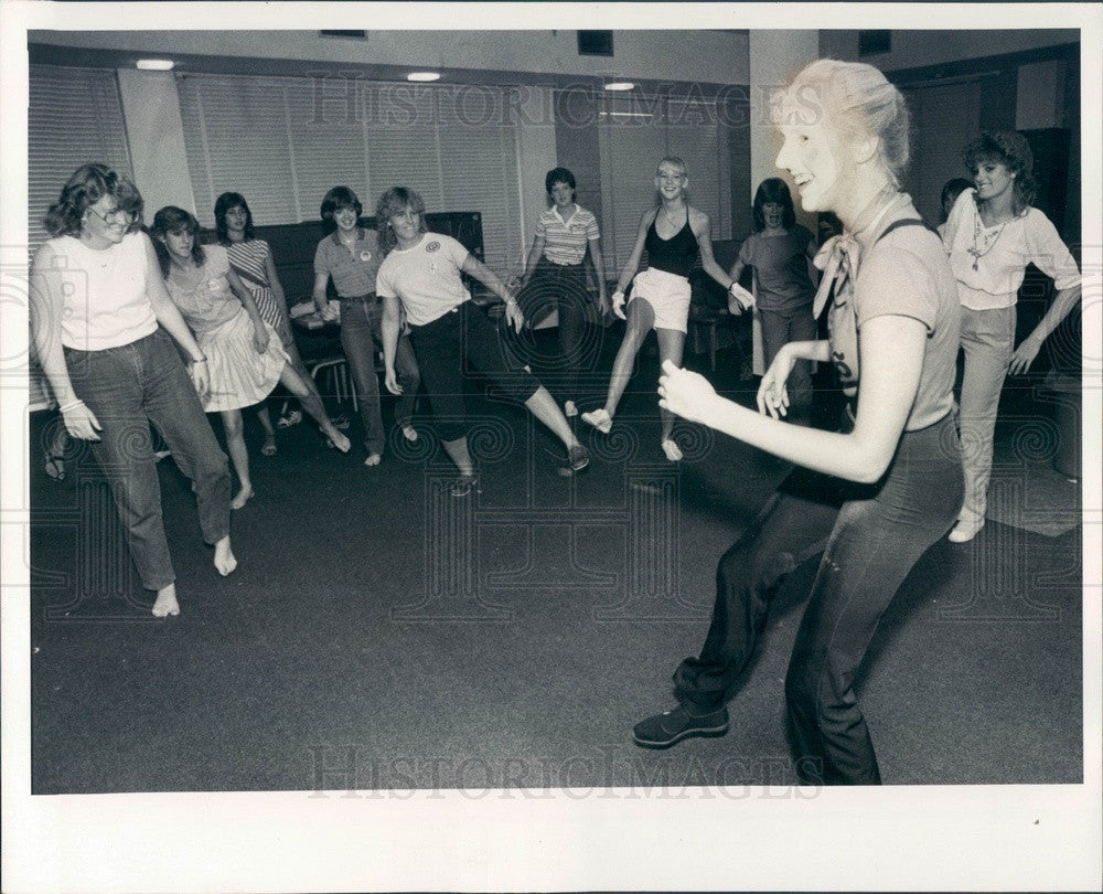 1983 St. Petersburg FL Eckerd College Language Dept Mime Amy Welty Press Photo - Historic Images