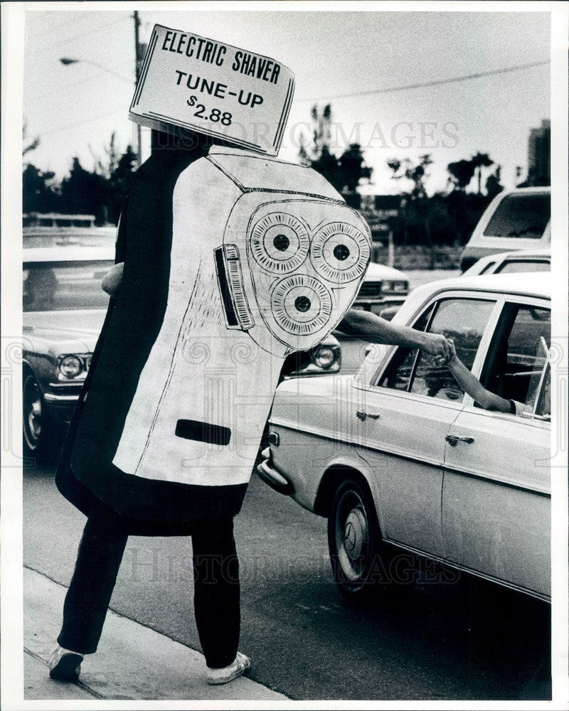 1983 St. Petersburg FL Electric Shaver Service Promo, Pasadena Ave Press Photo - Historic Images