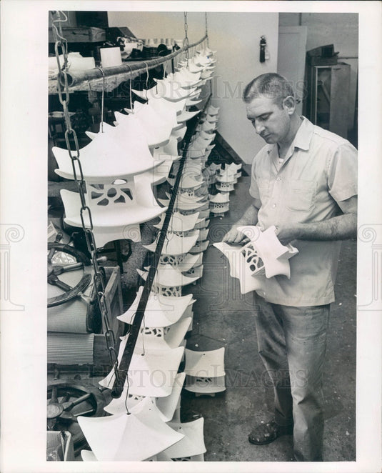 1966 St. Petersburg Florida Esco Lighting Products, Dan Owens Press Photo - Historic Images
