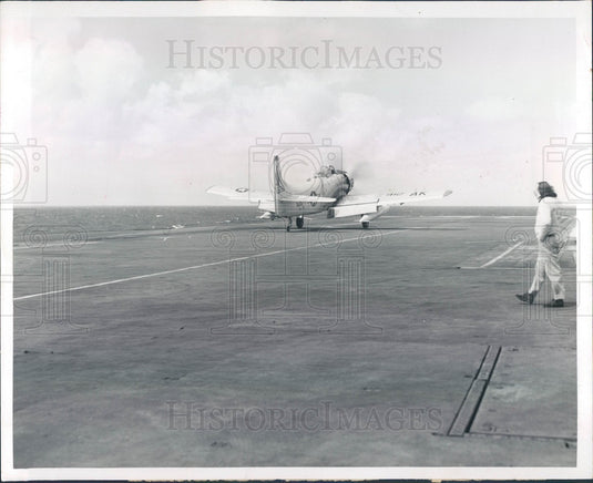 1962 US Air Force AD-6 Skyraider Taking Off From USS Shangri-La Press Photo - Historic Images