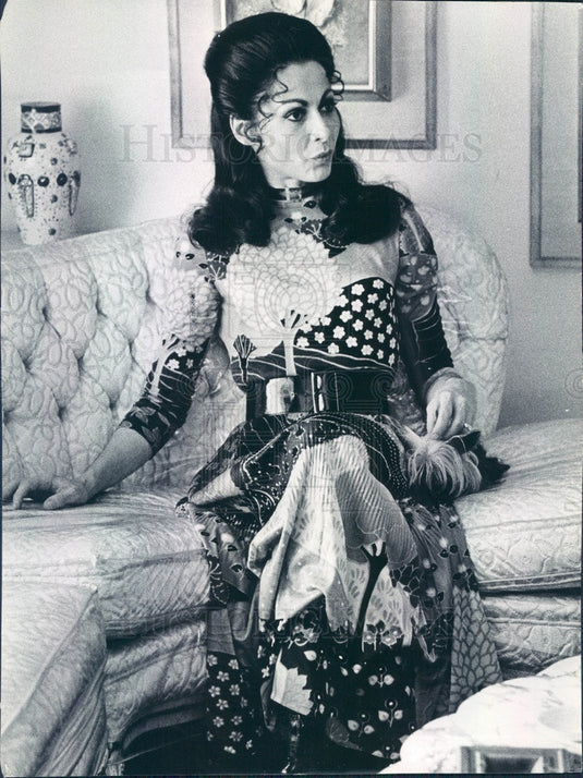 1971 Singer & Actress Carol Lawrence Press Photo - Historic Images