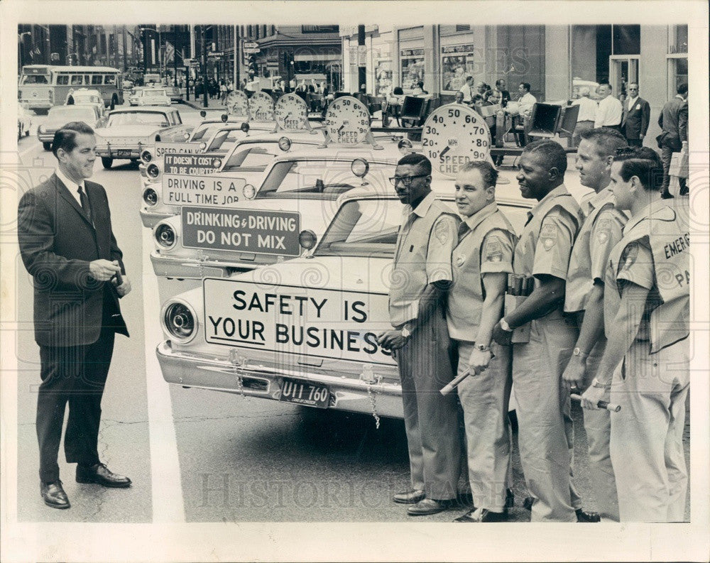 1963 Chicago, Illinois New State Highway Patrol Cars & Officers Press Photo - Historic Images