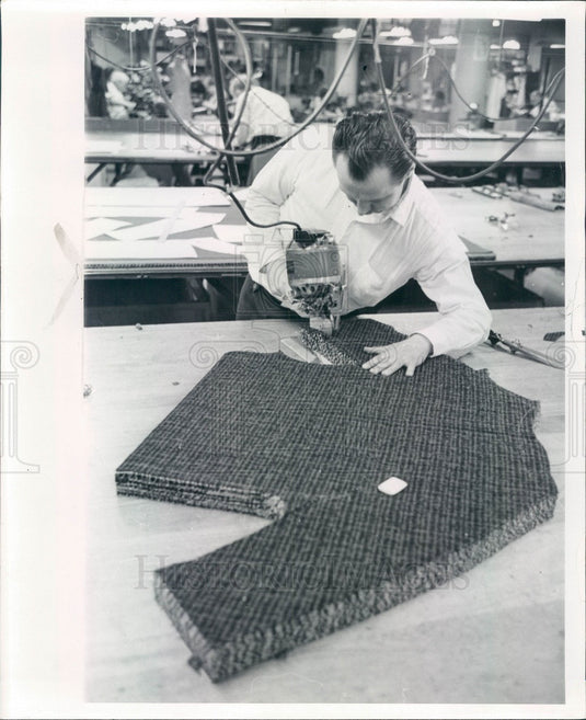 1959 Men's Fashion Manufacturer, Cutter Anthony White Press Photo - Historic Images