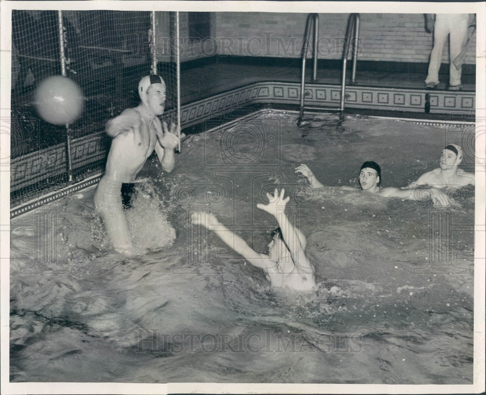 1949 Chicago, Illinois Park District Water Polo Press Photo - Historic Images