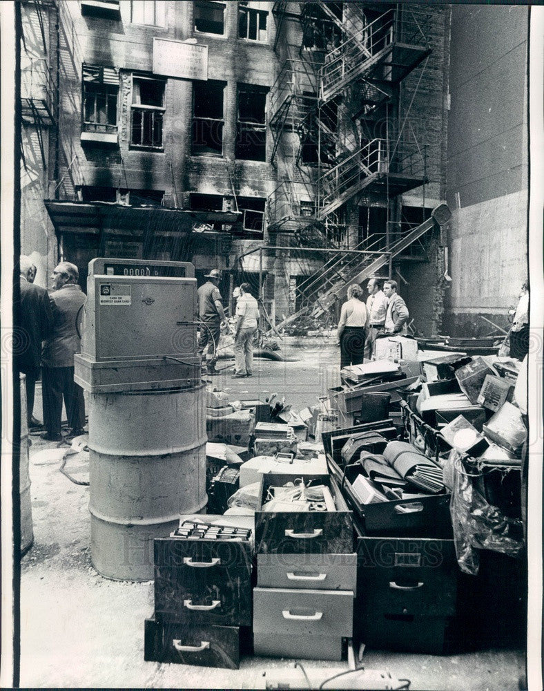 1973 Chicago, Illinois Fashion Trades Bldg Explosion Damage Press Photo - Historic Images