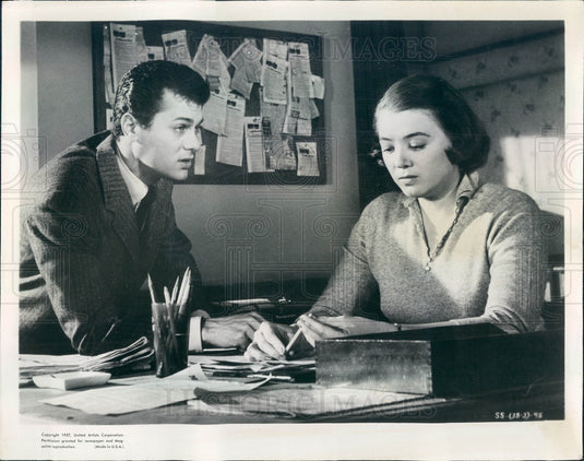 1957 Hollywood American Actor & Movie Star Tony Curtis Press Photo - Historic Images