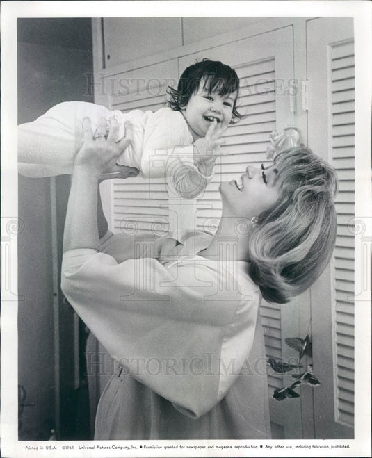 1961 Hollywood American Actor & Movie Star Dorothy Malone Press Photo - Historic Images