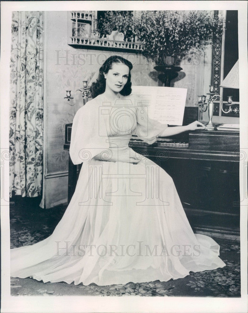 1945 Actress Marianne Stewart Press Photo - Historic Images