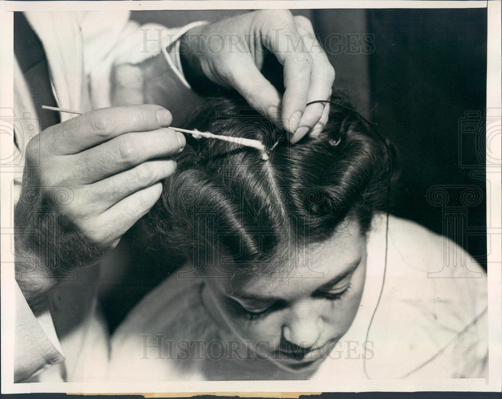 Undated Electro-Encephalograph Brain Wave Recorder Press Photo - Historic Images