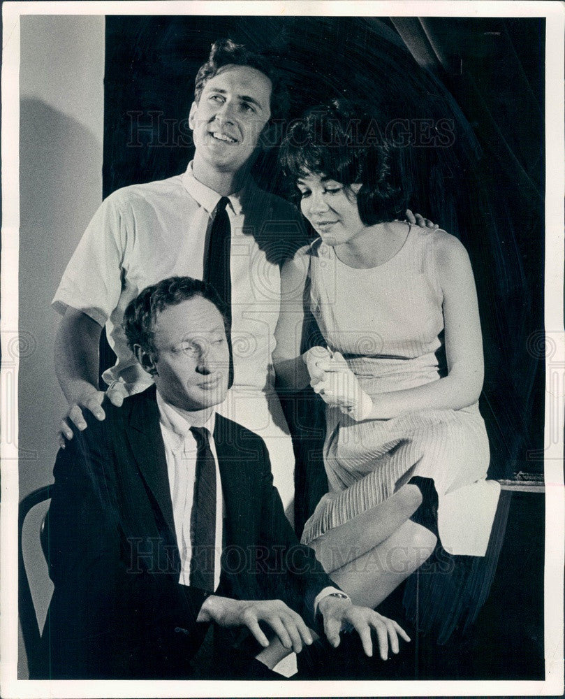 1964 Chicago, Illinois Second City Theater Actors Press Photo - Historic Images