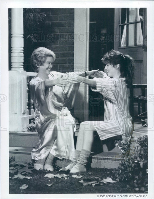 1986 Hollywood Actors & Movie Stars Ellen Burstyn/Megan Mullally Press Photo - Historic Images