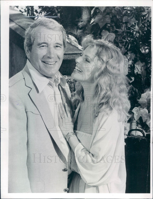 1981 Singer Perry Como & Hollywood Actress Cheryl Ladd Press Photo - Historic Images