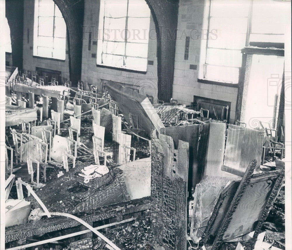 1961 Chicago, Illinois Agudath Achim Synagog Fire Damage Press Photo - Historic Images