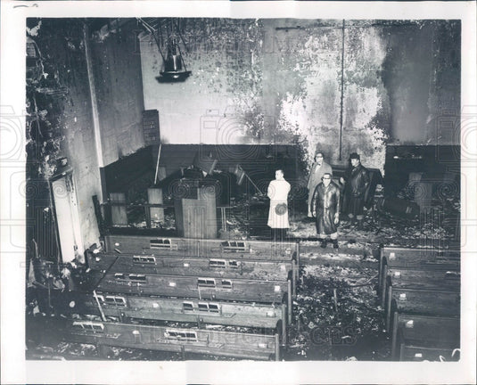 1960 Chicago, Illinois Marlboro Presbyterian Church Fire Damage Press Photo - Historic Images