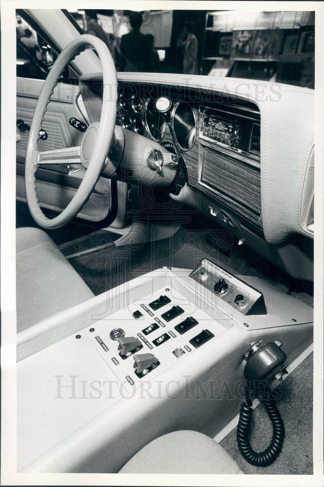 1981 Console of Armored Car that Controls Security Devices Press Photo - Historic Images