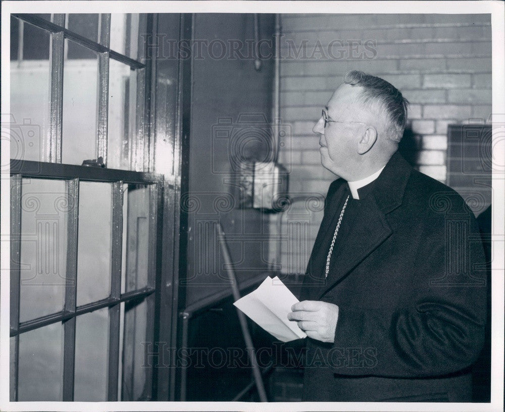 1946 Detroit, Michigan Archbishop Edward Cardinal Mooney Press Photo - Historic Images