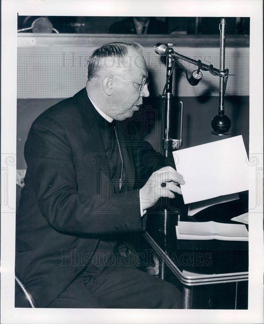 1946 Detroit, Michigan Archbishop Edward Cardinal Mooney Press Photo - Historic Images