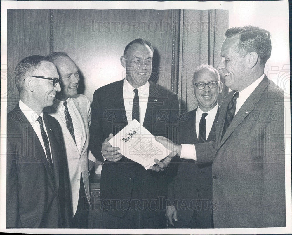 1967 Colorado Gov John Love & Council on Arts & Humanities Members Press Photo - Historic Images