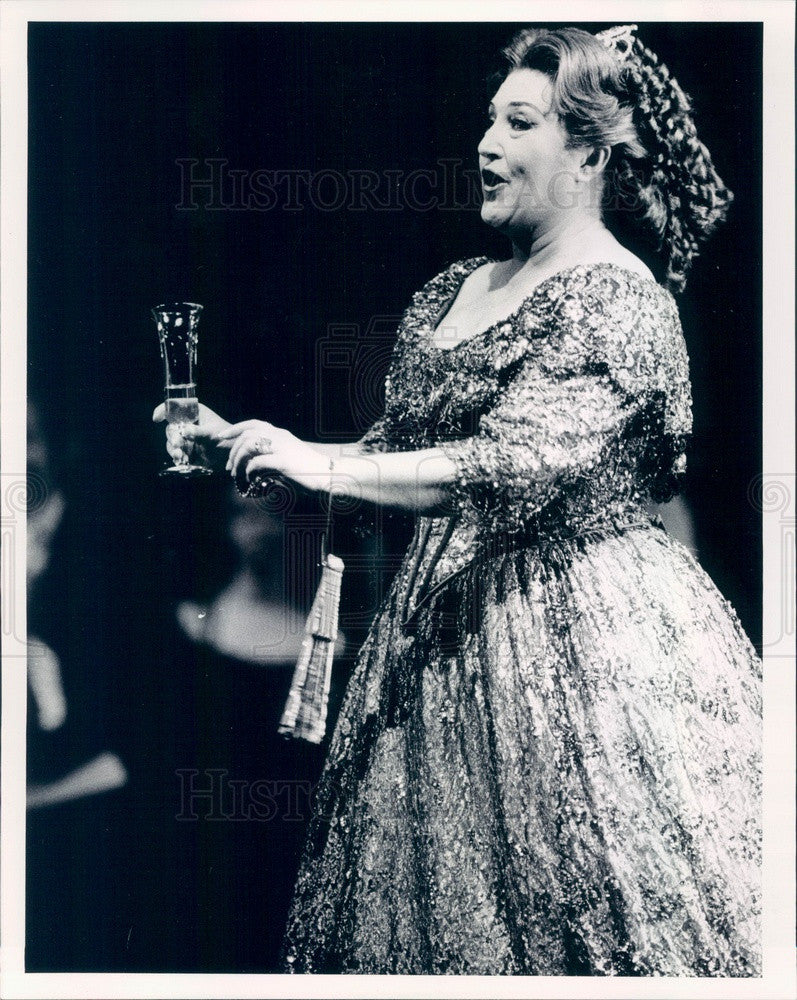 1988 Lyric Opera of Chicago, Anna Tomowa-Sintow in La Traviata Press Photo - Historic Images