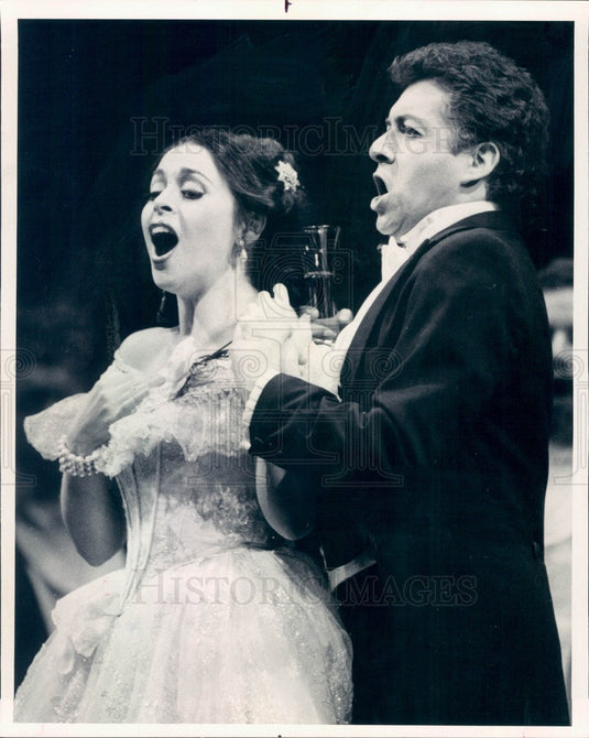 1985 Lyric Opera of Chicago, Catherine Malfitano & Francisco Araiza Press Photo - Historic Images