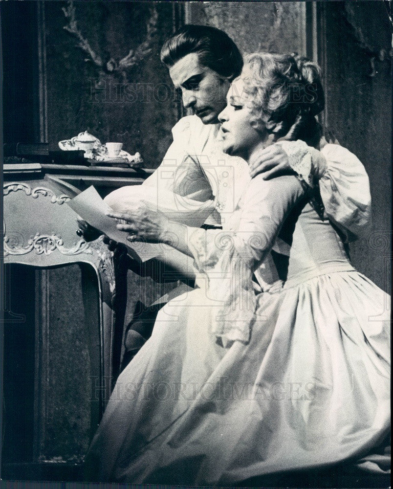 1973 Lyric Opera of Chicago, Alfredo Kraus & Teresa Zylis-Gara Press Photo - Historic Images