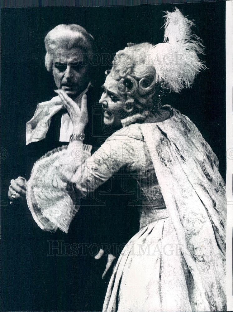 1973 Lyric Opera of Chicago, Alfredo Kraus & Teresa Zylis-Gara Press Photo - Historic Images