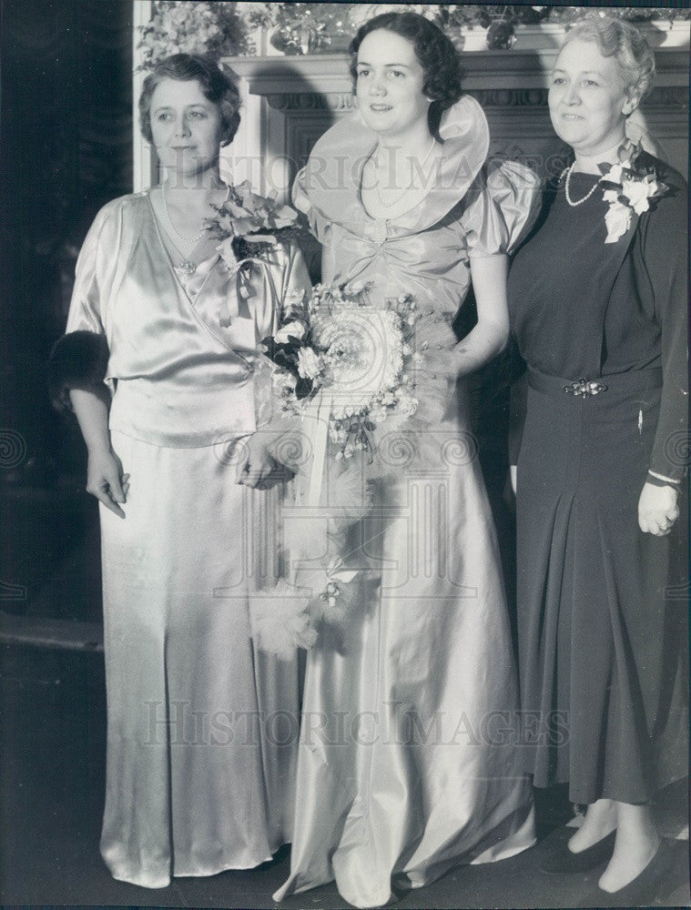 1935 Detroit, Michigan Debutante Peggy Williams Press Photo - Historic Images
