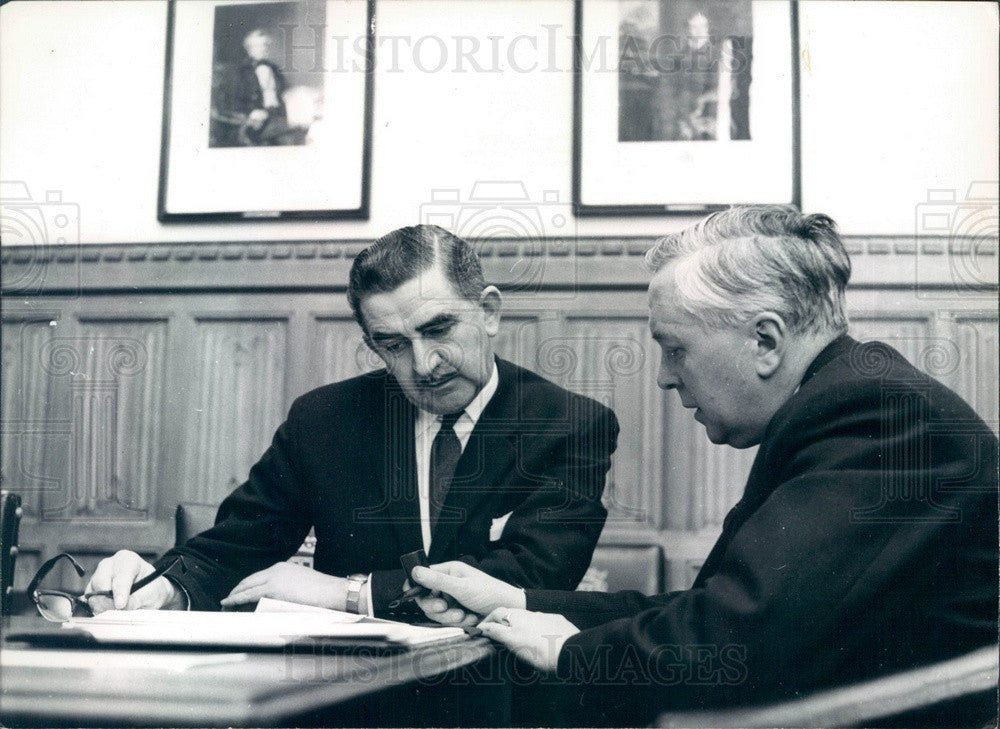 1963 London Labour Party Leader Harold Wilson & Chief Whip Press Photo - Historic Images