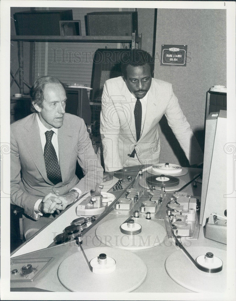 1981 News Correspondents Garrick Utley & Emery King Press Photo - Historic Images