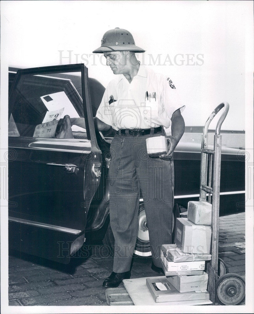 1966 Detroit, Michigan Post Office Messenger Jay Gholson Press Photo - Historic Images