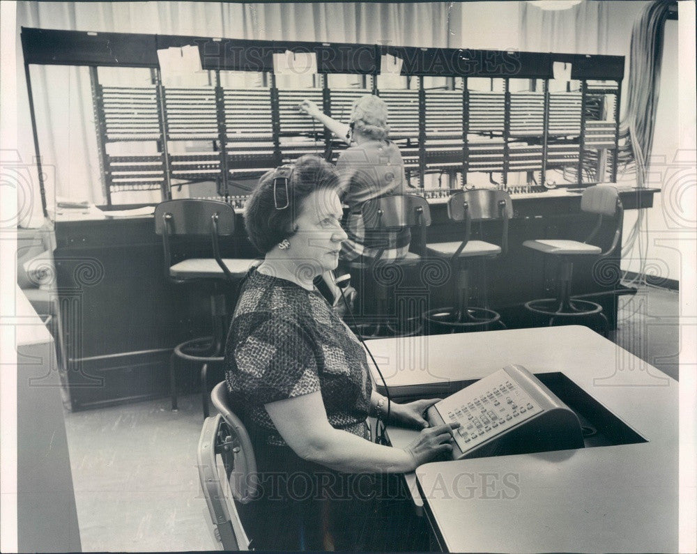 1962 Chicago, IL The Daily News Compact Phone Switchboard Press Photo - Historic Images