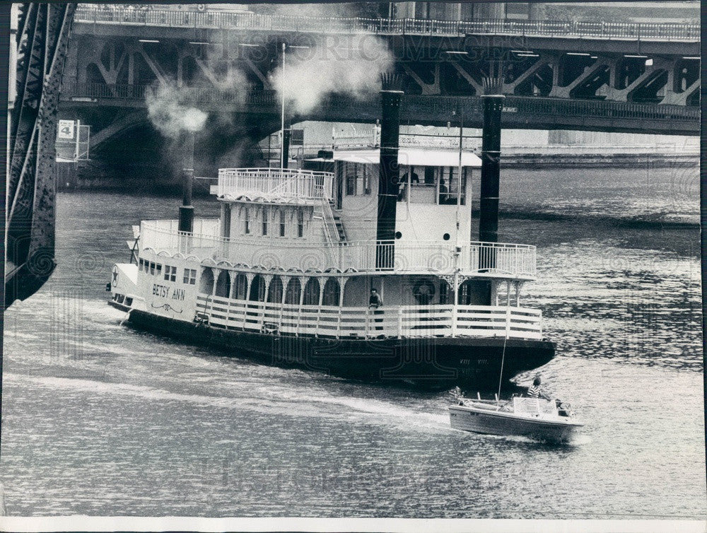 1977 Stern Wheeler Betsy Ann on the Chicago River Press Photo - Historic Images