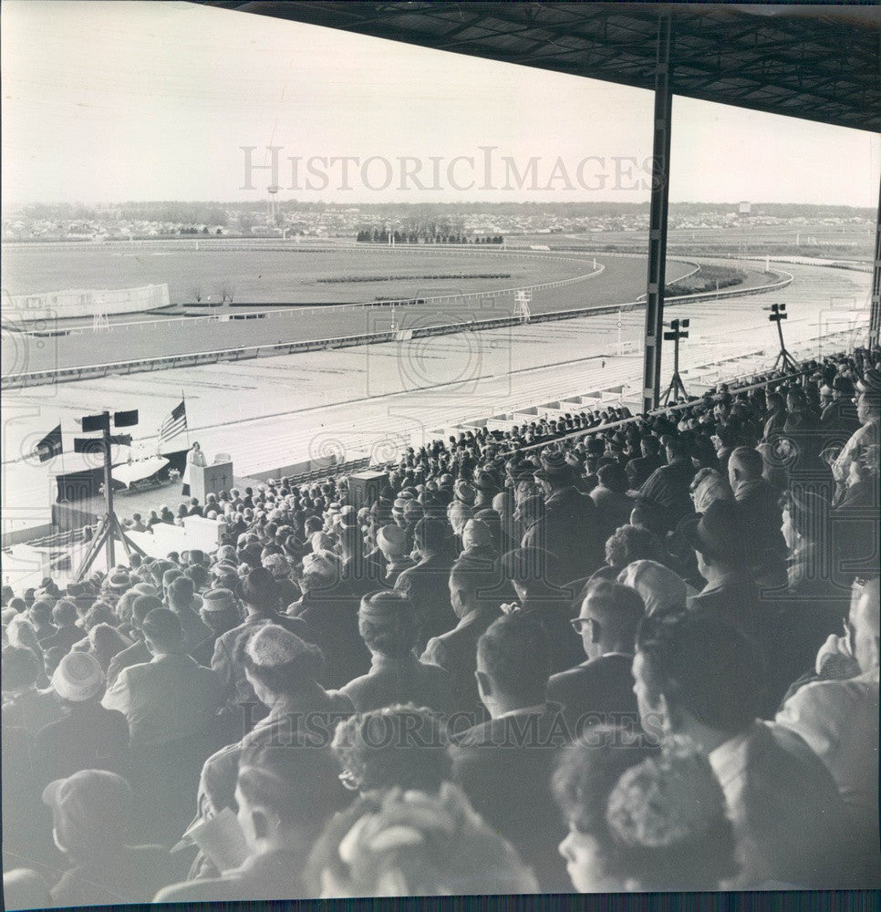1960 Chicago, IL Arlington Park Race Track Easter Sunrise Service Press Photo - Historic Images