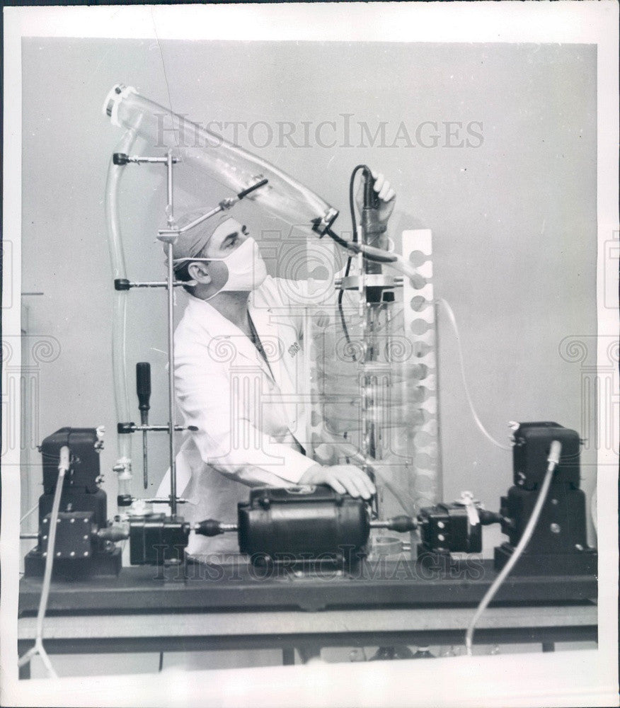 1957 Miami, Florida Jackson Memorial Hosp Mechanical Heart Press Photo - Historic Images
