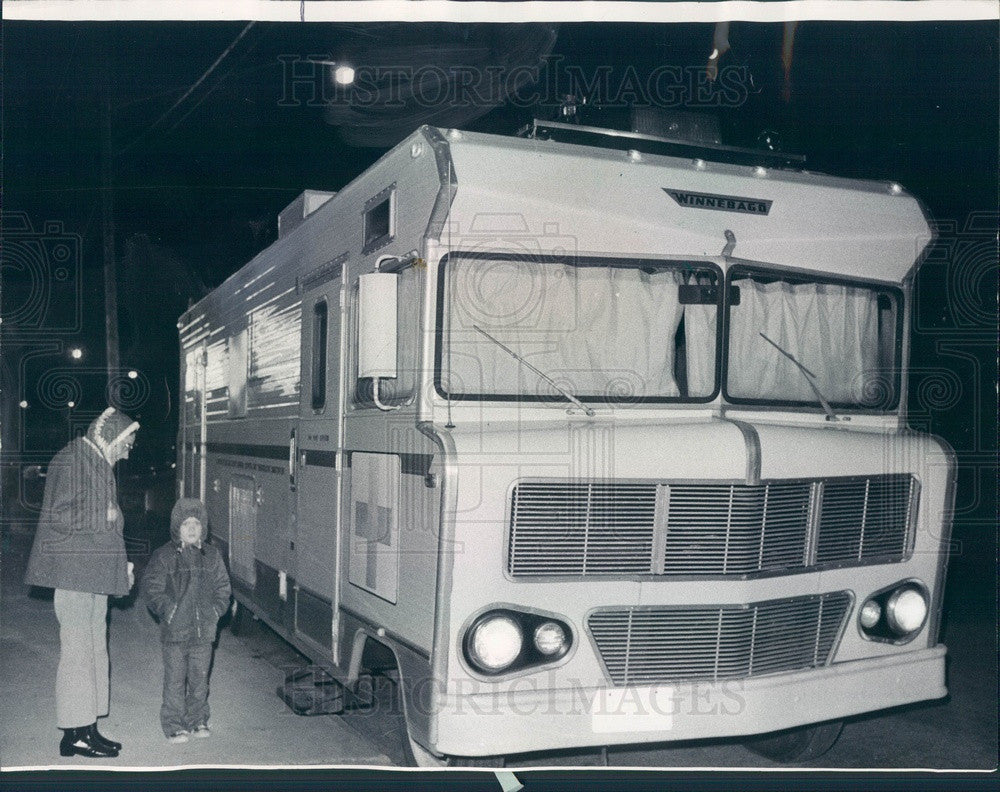 1973 Ingleside, Illinois Lake County Mobile Health Clinic Press Photo - Historic Images