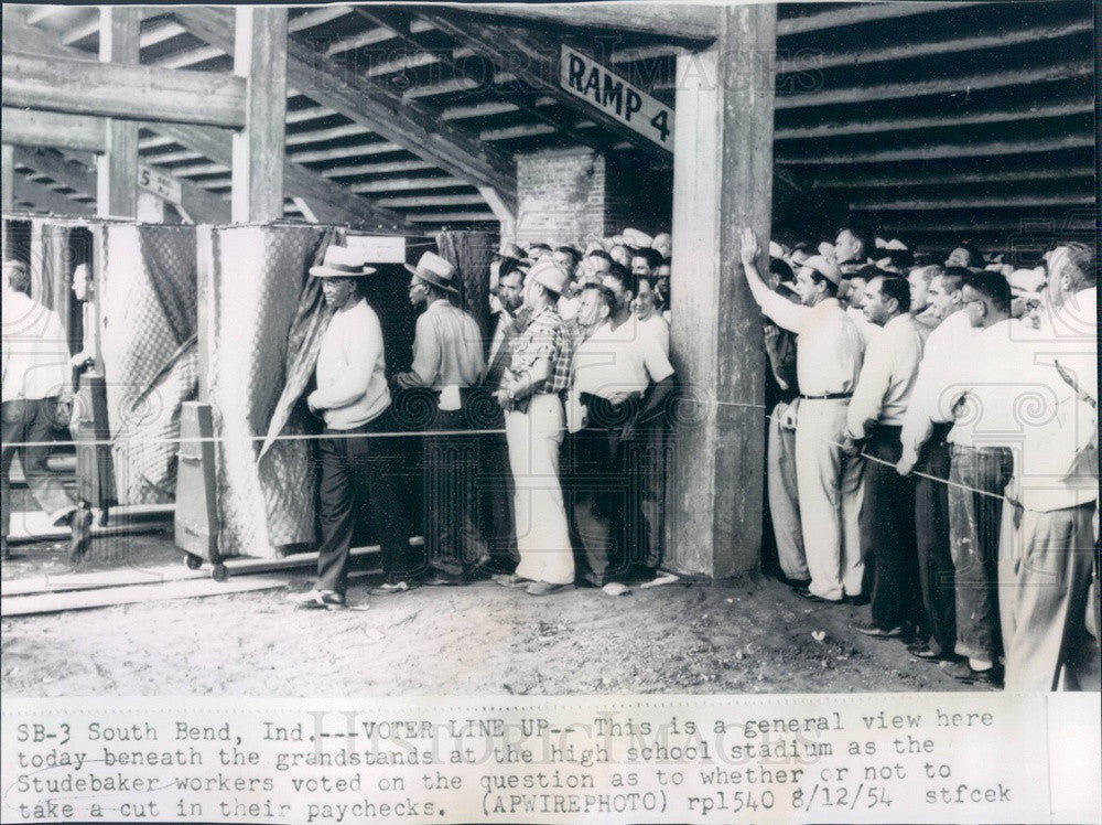 1954 South Bend, Indiana Studebaker Plant UAW-CIO Meeting Press Photo - Historic Images