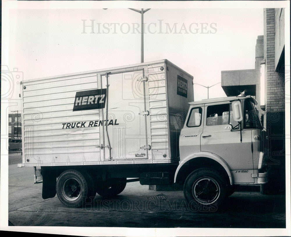 1964 Cicero, Illinois Hertz Rental Truck Loaded With Stolen Goods Press Photo - Historic Images