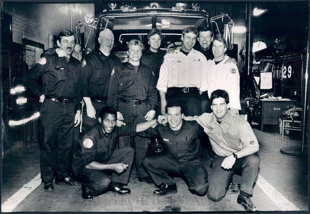 1990 Chicago, IL Firefighter Heroes of Engine Co 96 Press Photo - Historic Images
