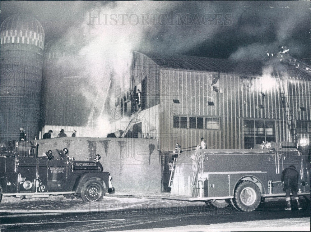 1968 Libertyville, Illinois Hawthorne-Mellody Farms Dairy Fire Press Photo - Historic Images