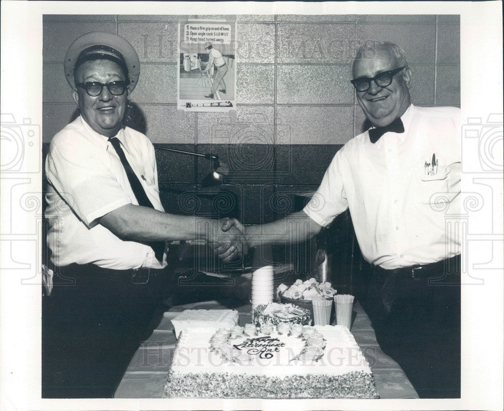 1975 Chicago & North Western Depot Gateman Art Wittersheim Press Photo - Historic Images