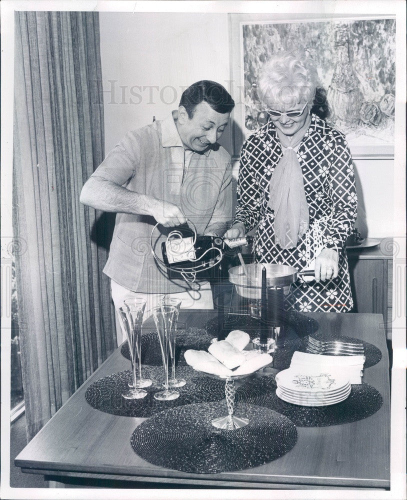 1969 Detroit, Michigan Weathercaster Sonny Eliot & Annette Eliot Press Photo - Historic Images